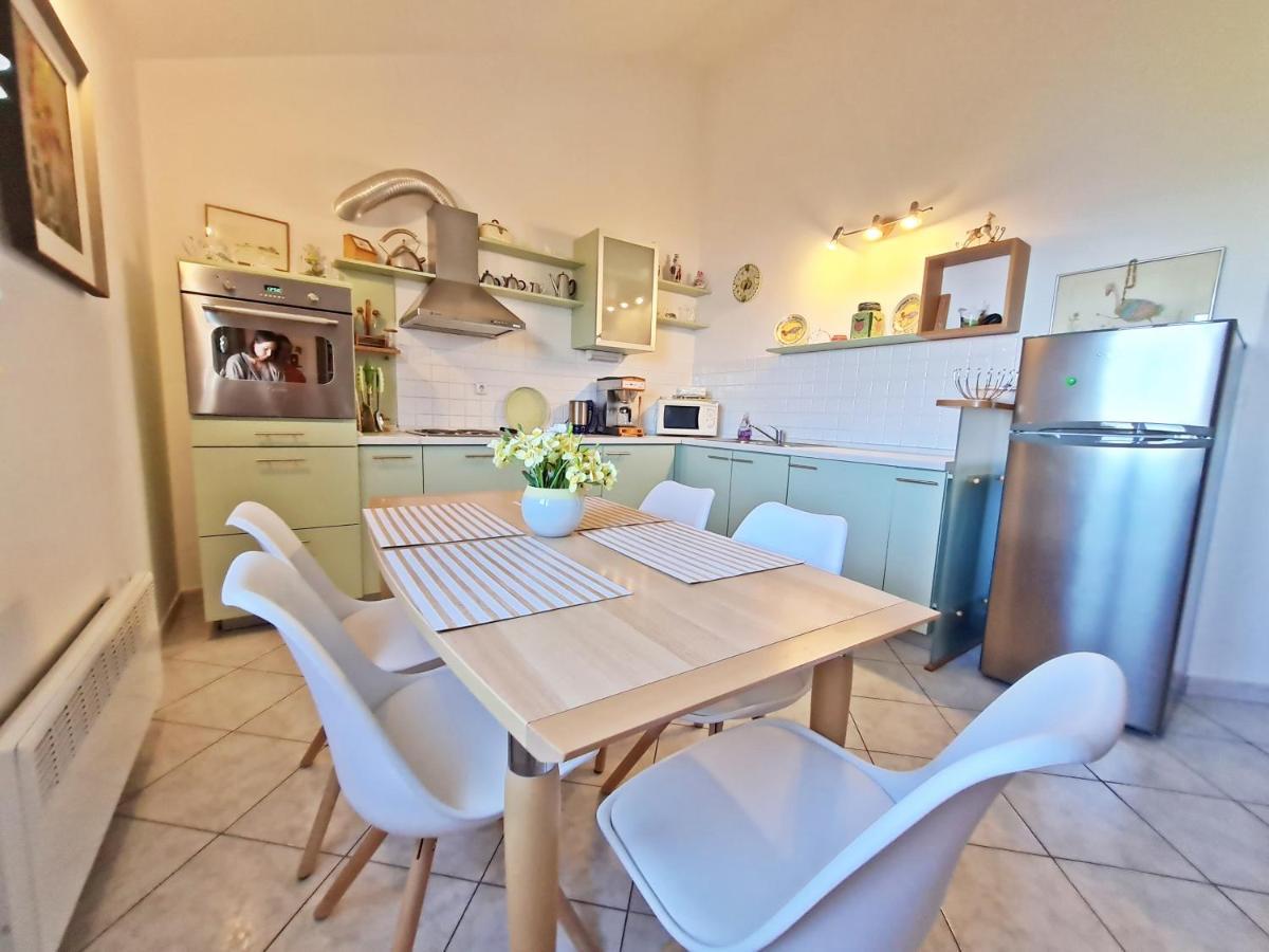 Apartment Ivana Borak Omiš Eksteriør billede